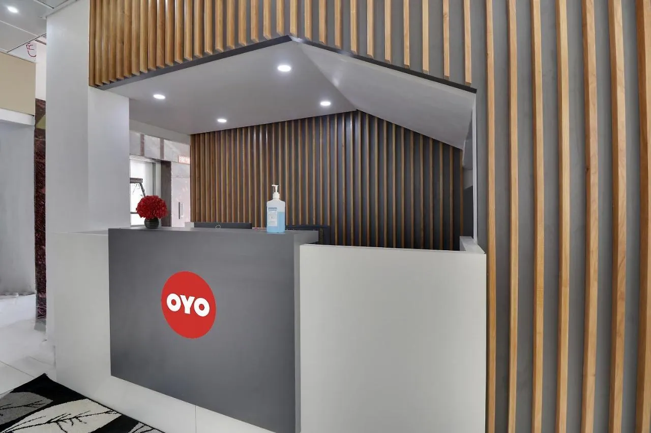 Oyo Pop Tavern Heritage Thiruvananthapuram Hotel